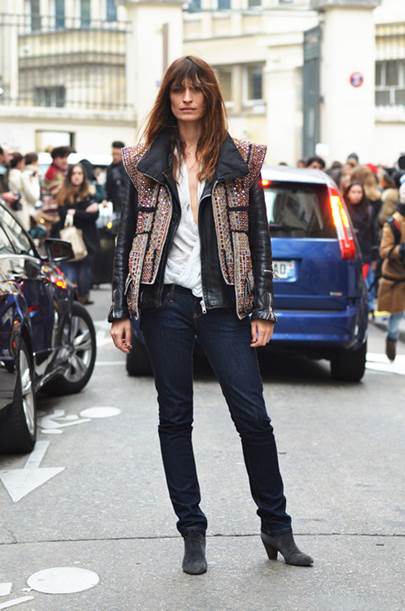 How to Add a Parisian Touch to Your Wardrobe