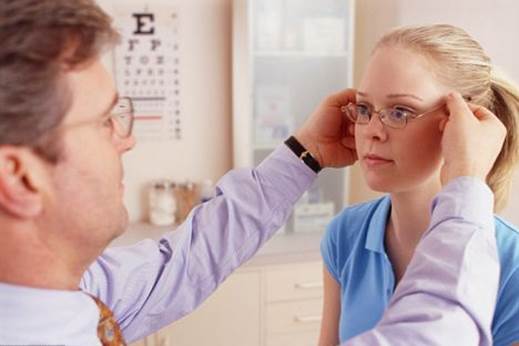 The short-sightedness in children is increasing dramatically and becomes a serious worry of parents. 