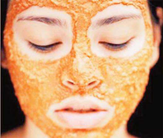 The natural acids in papaya help to remove dead skin cells, nourish the skin, make skin smooth and younger.