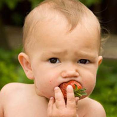 You shouldn’t let children who are under one year old eat strawberry.