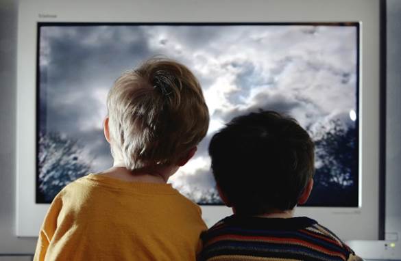 Description: Several years ago, a research shows the strong evidence of the connection between using TV before sleep and the poor quality of sleep.