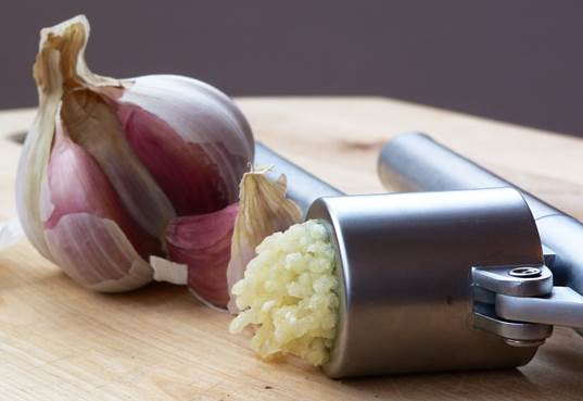 Description: Garlic can bring you allergic reactions like any other food or herb.