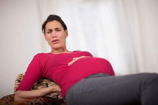 Feeling of dizzy head is a quite common sign of pregnancy because the body of pregnant woman usually lacks iron in this time.