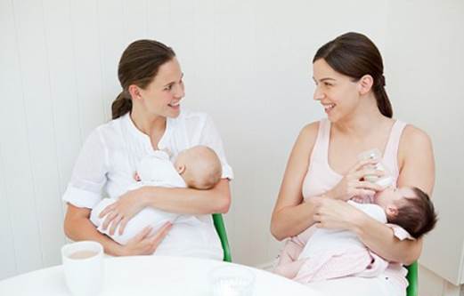You should interact and share with other mothers about the first days when you take care of your baby.