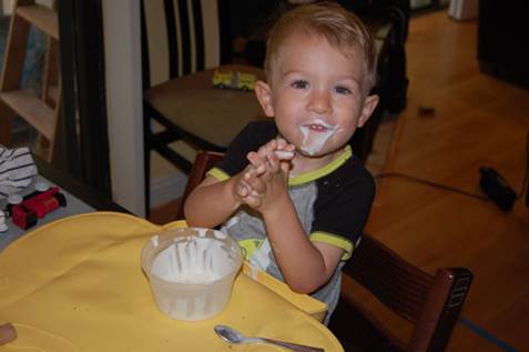 If your children have health issue, you might want to consider about feeding them with yogurt.