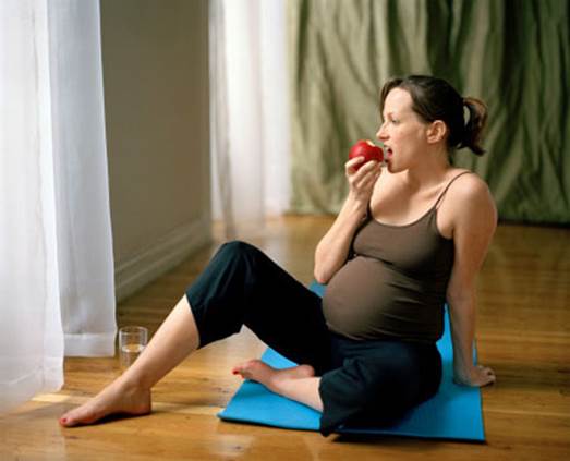 You should control your weight before and after being pregnant.