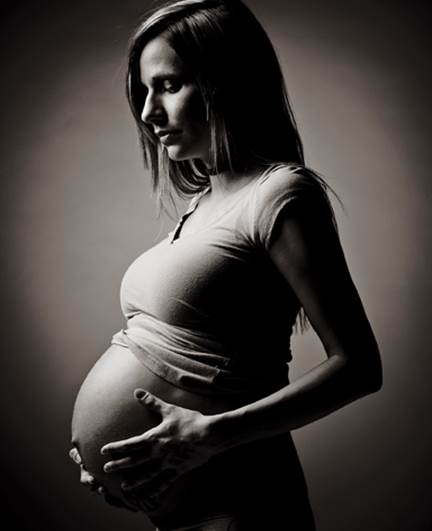 Miscarriage is the spontaneous end of the pregnancy that often occurs in the 20th week of pregnancy.