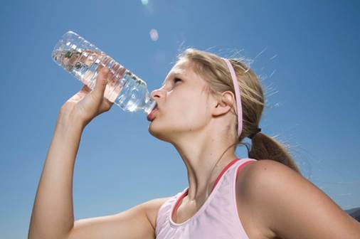 Water helps your throat and lips to be moisture enough in order to prevent dry feelings.