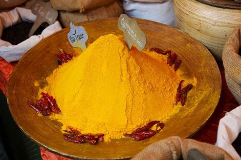Curcuma helps remove reproductive cells of cancer without causing bad effects on the development of other healthy cells.