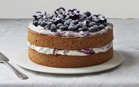 Lemony hazelnut & blueberry cake
