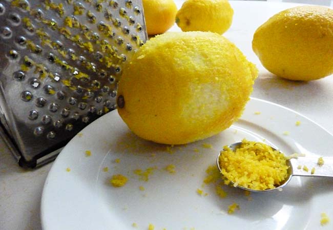 Description: Tablespoon ﬁnely grated lemon rind