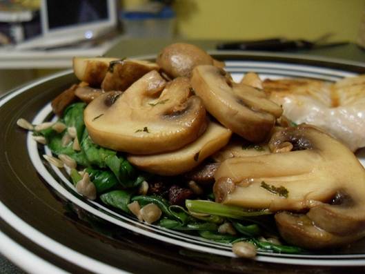 Description: Wilted Spinach Salad with Balsamic Mushrooms