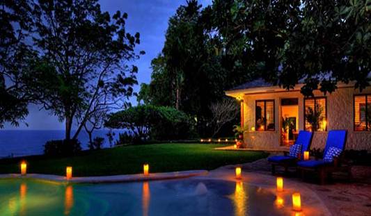 Description: GoldenEye is an exclusive resort with private villas and cottages set around a lagoon. 