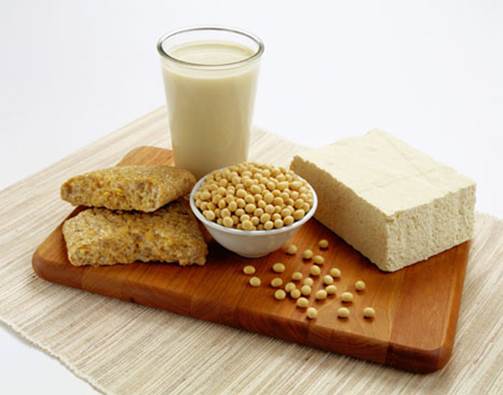 In the case that you have problem about having few children, you should limit eating soya milk, soya cake and products that are processed from soya.