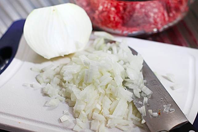 1 large onion, finely chopped
