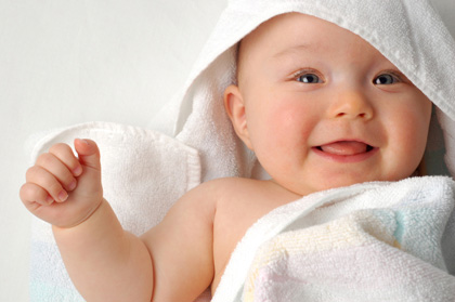 Description: Many parents are afraid of diapering baby because of wet diaper.