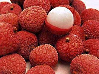 Description: Eating too much litchi will cause lightheadedness, nausea and cold sweats.