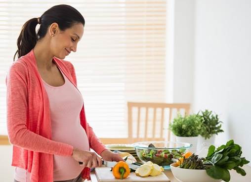 Becoming pregnant is surely not the suitable time for you to attend a strict diet to lose weight.