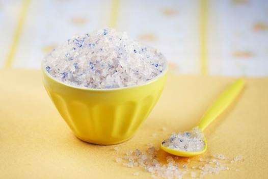 Babies that are from 1 to 6 years old only need the amount of salt that isn’t over 2 grams/day.