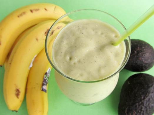 Banana and avocado smoothie is a wonderful drink for babies.