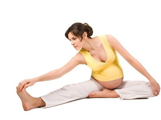 Doing exercise is a way to stay in shape and maintain the health for pregnant women.