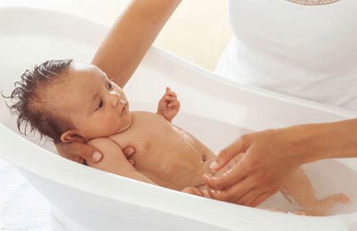 The first time you take your baby for a bath will be a surprising experiment for both you and your baby.
