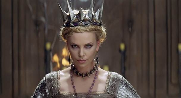 Description: Charlize Theron  in Snow White And The Huntsman
