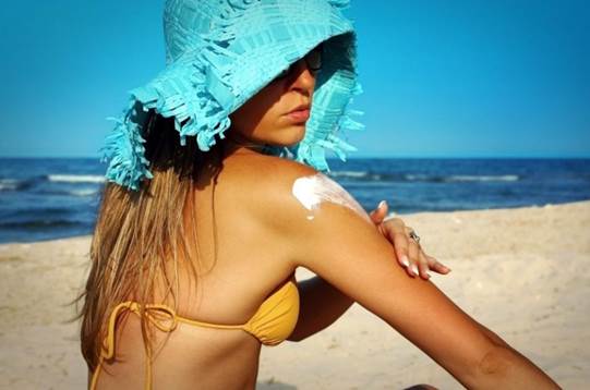 Sunlight contains two forms of ultraviolet energy, UVA and UVB. Use a sunscreen that will protect you from both. 