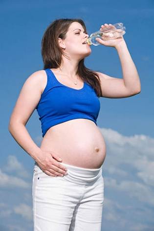 Description: Drinking continuously a glass of water during one hour can help you ease nausea in the morning.