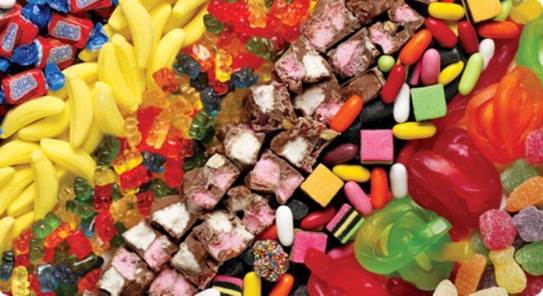 Chewing gum, confectionery and cake… have many sweeteners that are harmful to children’s health.