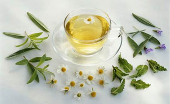 Chrysanthemum tea helps to protect skin and eyes.