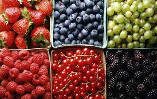 Berries have more antioxidants than any other kinds of food.