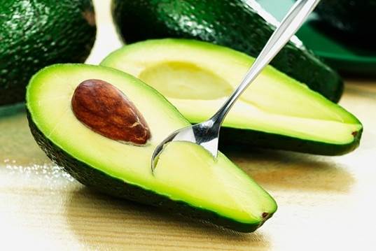 One half of avocado contains 90mcg folate.