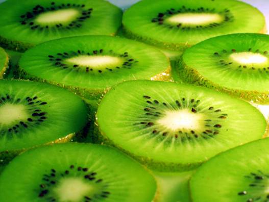 Eating 2-3 kiwis a day is proved to be able to decrease platelet aggregation.