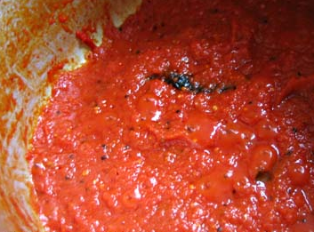 Description: Multipurpose tomato sauce