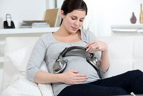 Description: Letting fetuses listen to music for too long a time can make their hearing negatively affected.