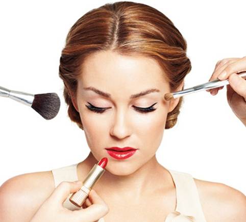 Description: Let the moisturizer be absorbed completely before applying makeup.