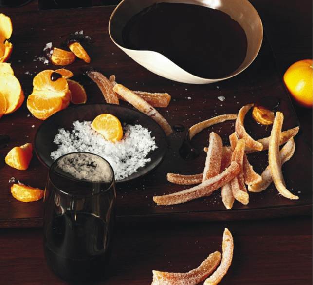 Chocolate Fondue With Mandarins, Candied Grapefruit Peel And Glacéed Orange Slices