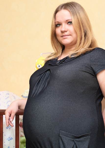 Gaining weight too much in pregnancy makes you have higher risk of being obese.