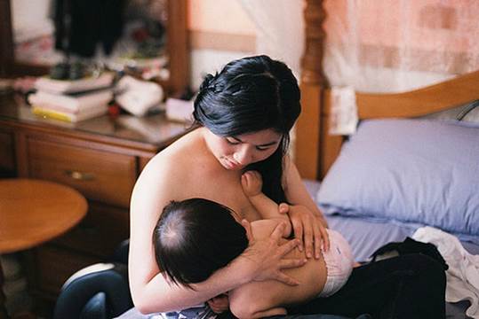 Breastfeeding at fixed time is not good.
