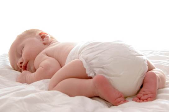 Lying on the stomach when sleeping is the most dangerous culprit that makes newborn babies gets sudden death.