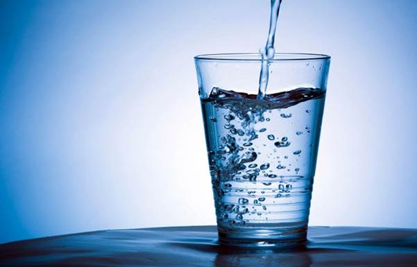Description: Drinking at least 12 cups a day, even in winter, will care your skin more.