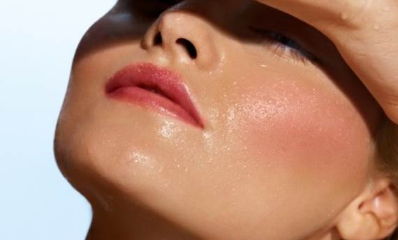Description: Sometime, oily skin is hard to cure